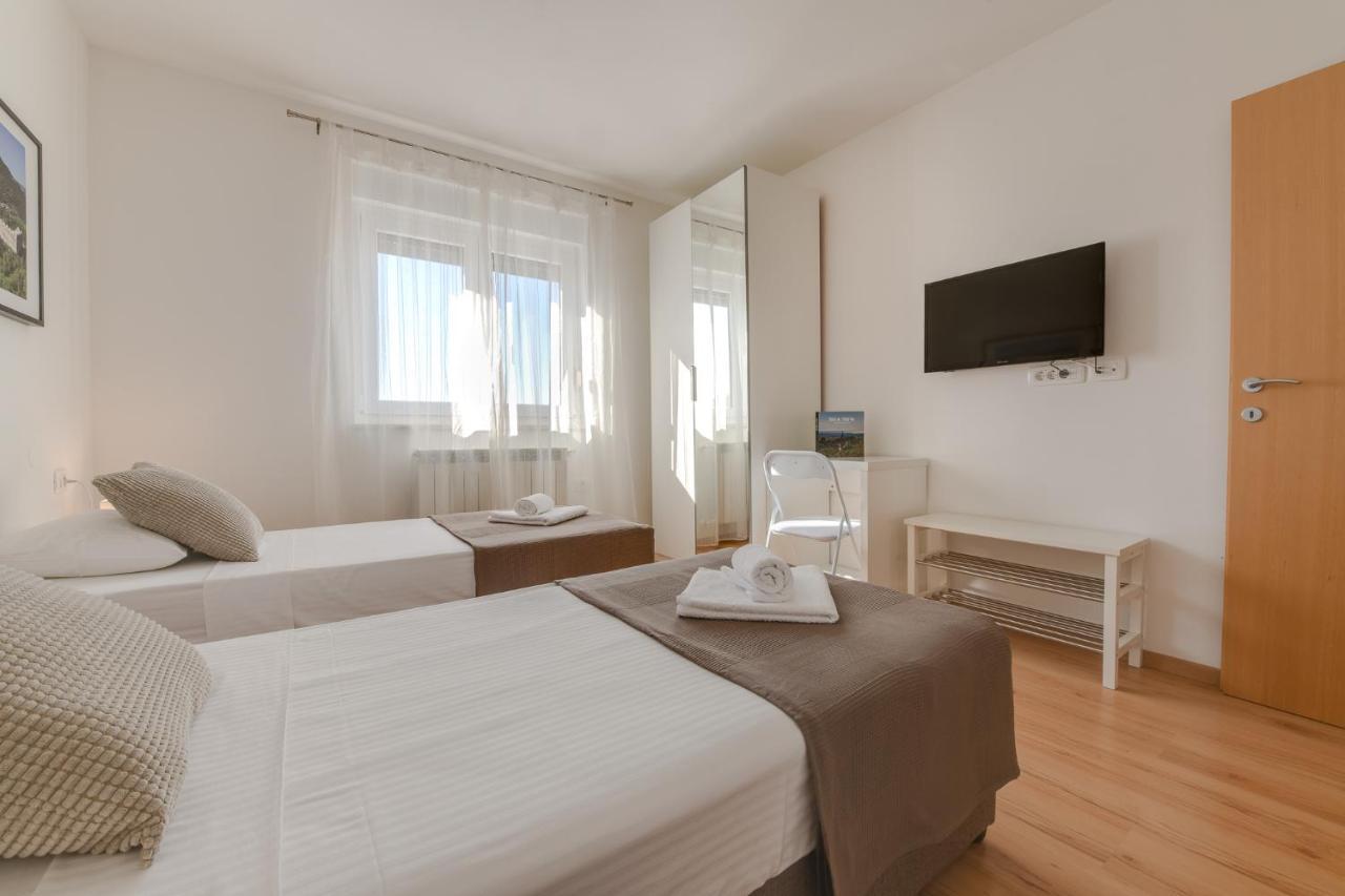 Villa Cera Пула Екстер'єр фото