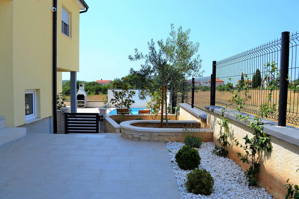 Villa Cera Пула Екстер'єр фото